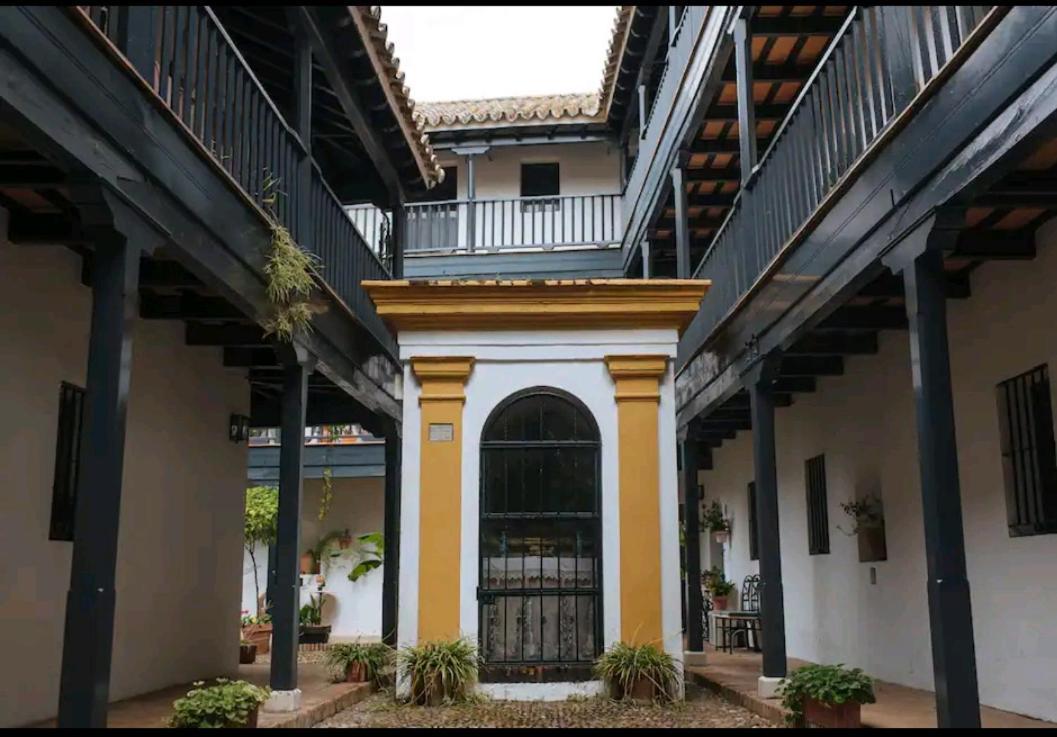 סביליה Apartamento En Monumento Historico Nacional Corral Del Conde-Duque De Olivares מראה חיצוני תמונה
